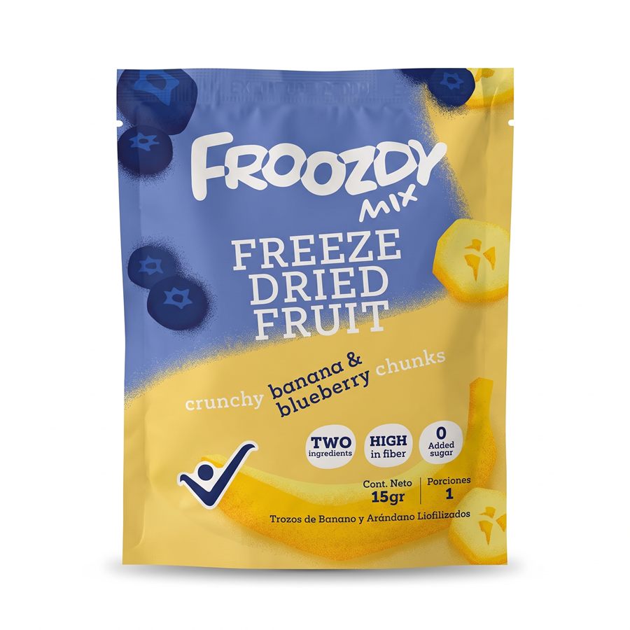 Empaque Froozdy — Trozos de banano y arándano liofilizados